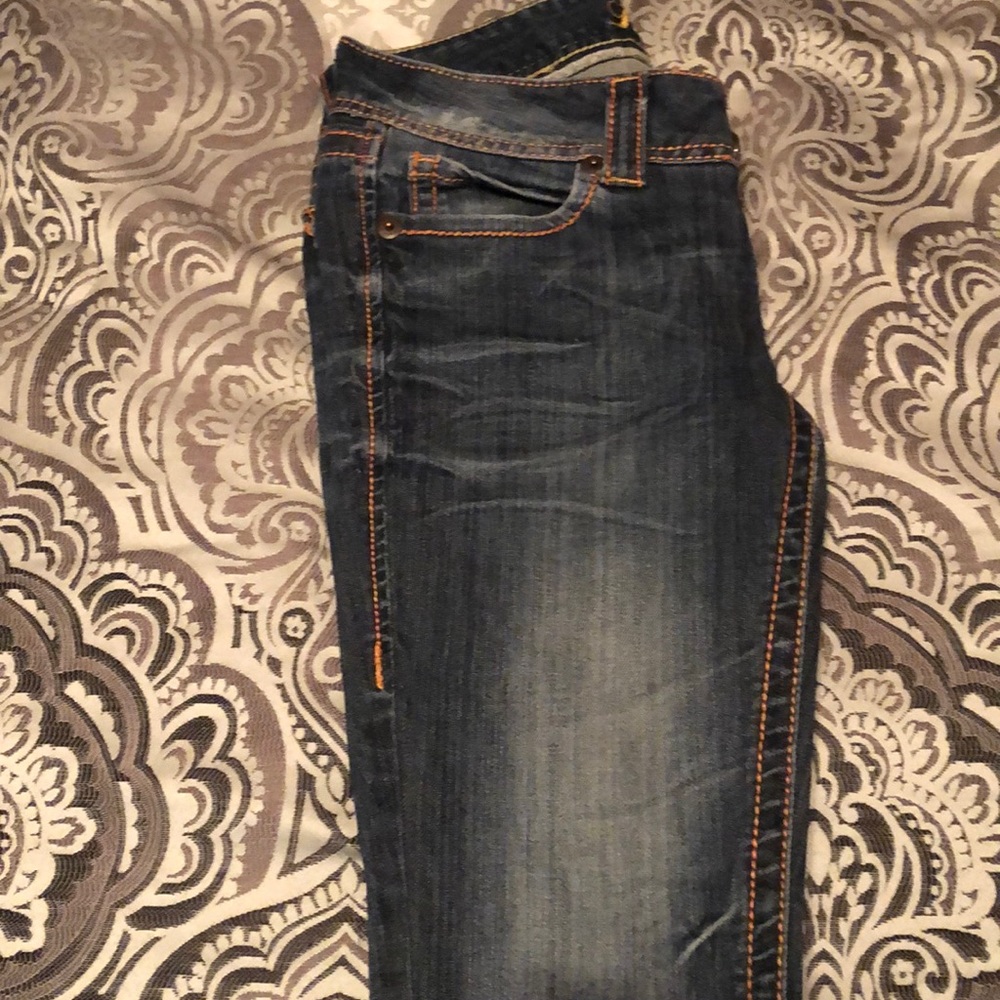 Jeans - Picture 2 of 5